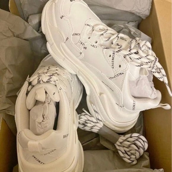 Balenciaga Shoes - Balenciaga Triple S Sneakers